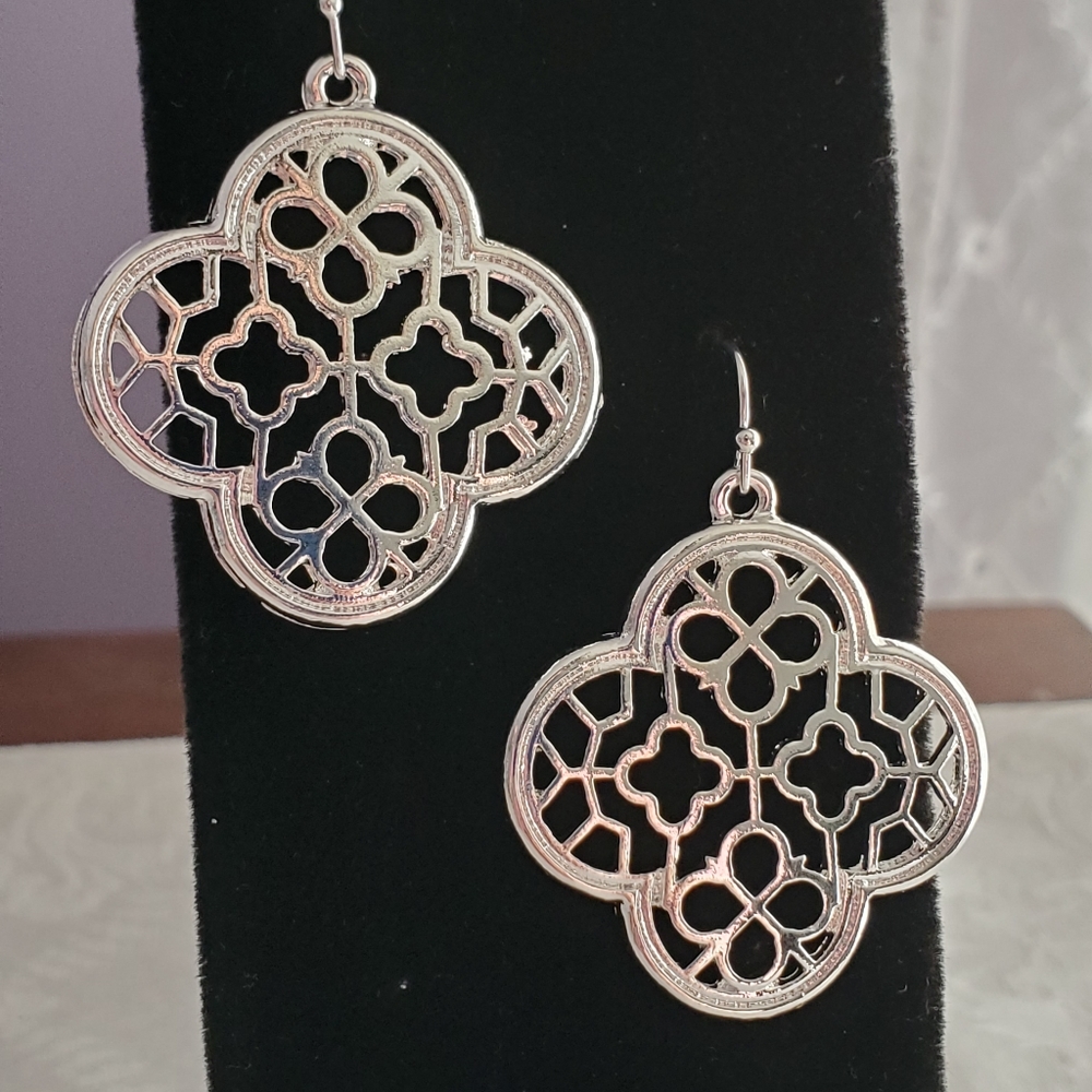 Silver Tone Filigree Earrings